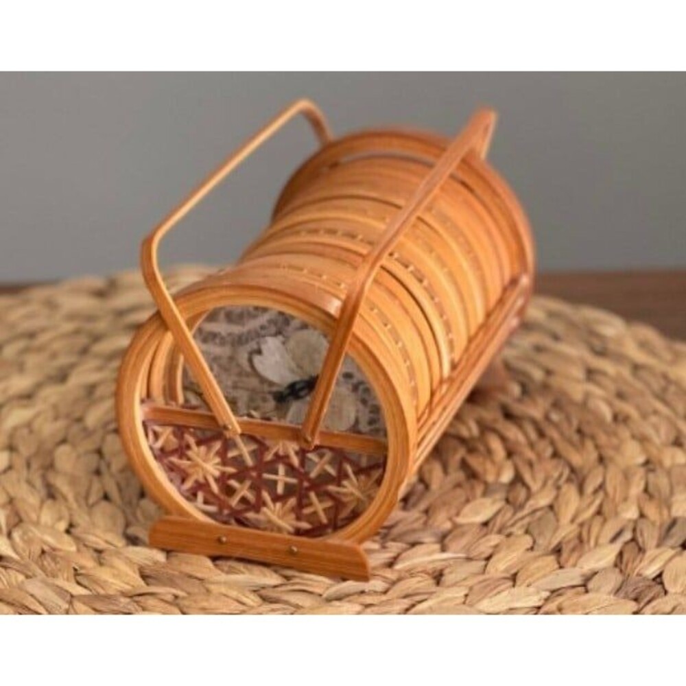 vintage rattan butterfly coaster set